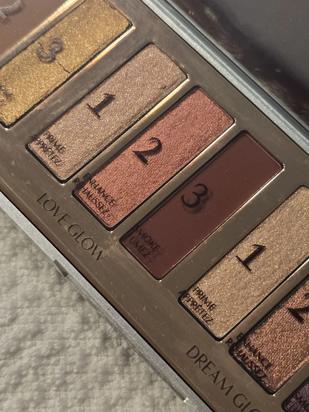 Charlotte Tilbury Bejeweled Eyes To Hypnotise Eyeshadow Palette